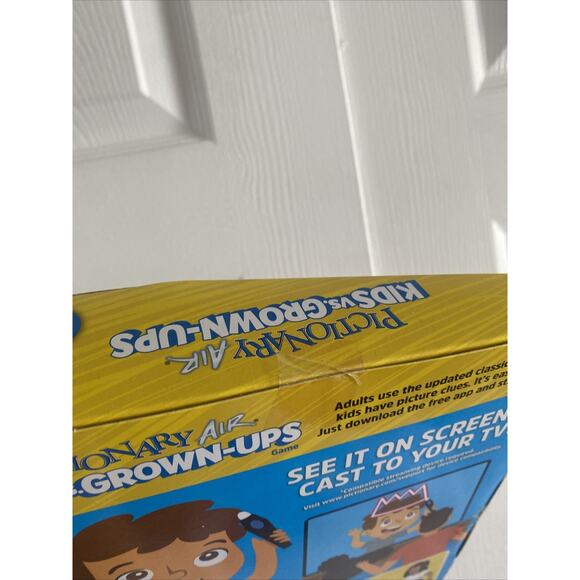 Mattel Games Pictionary Air Kids Vs. Grown-Ups Family Game‎ for Game Night GXX04 - Picture 3 of 3